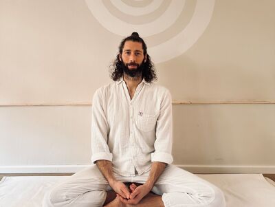 Yoga mit Stefan (Im Yogazentrum Hoheluft) Logo