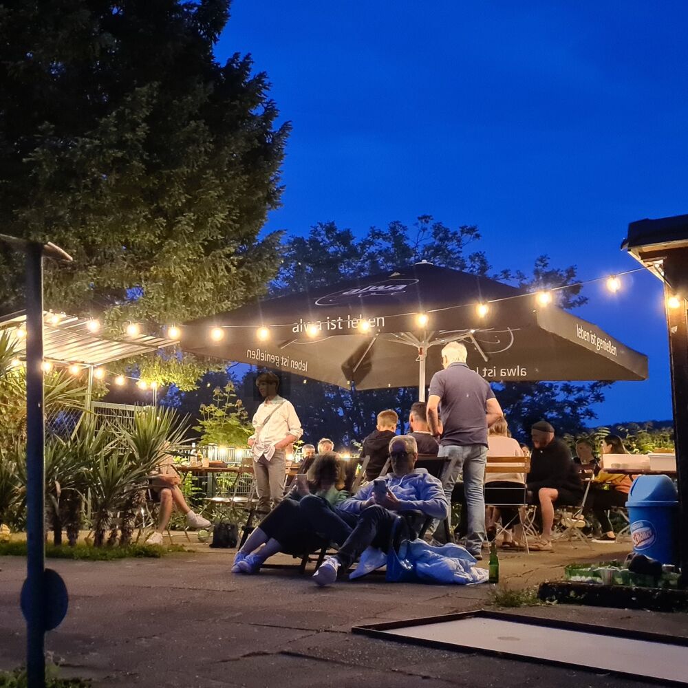abendliche Terrasse