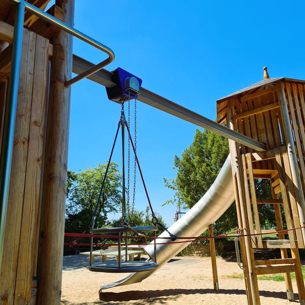 Nebenan gelegener Spielplatz