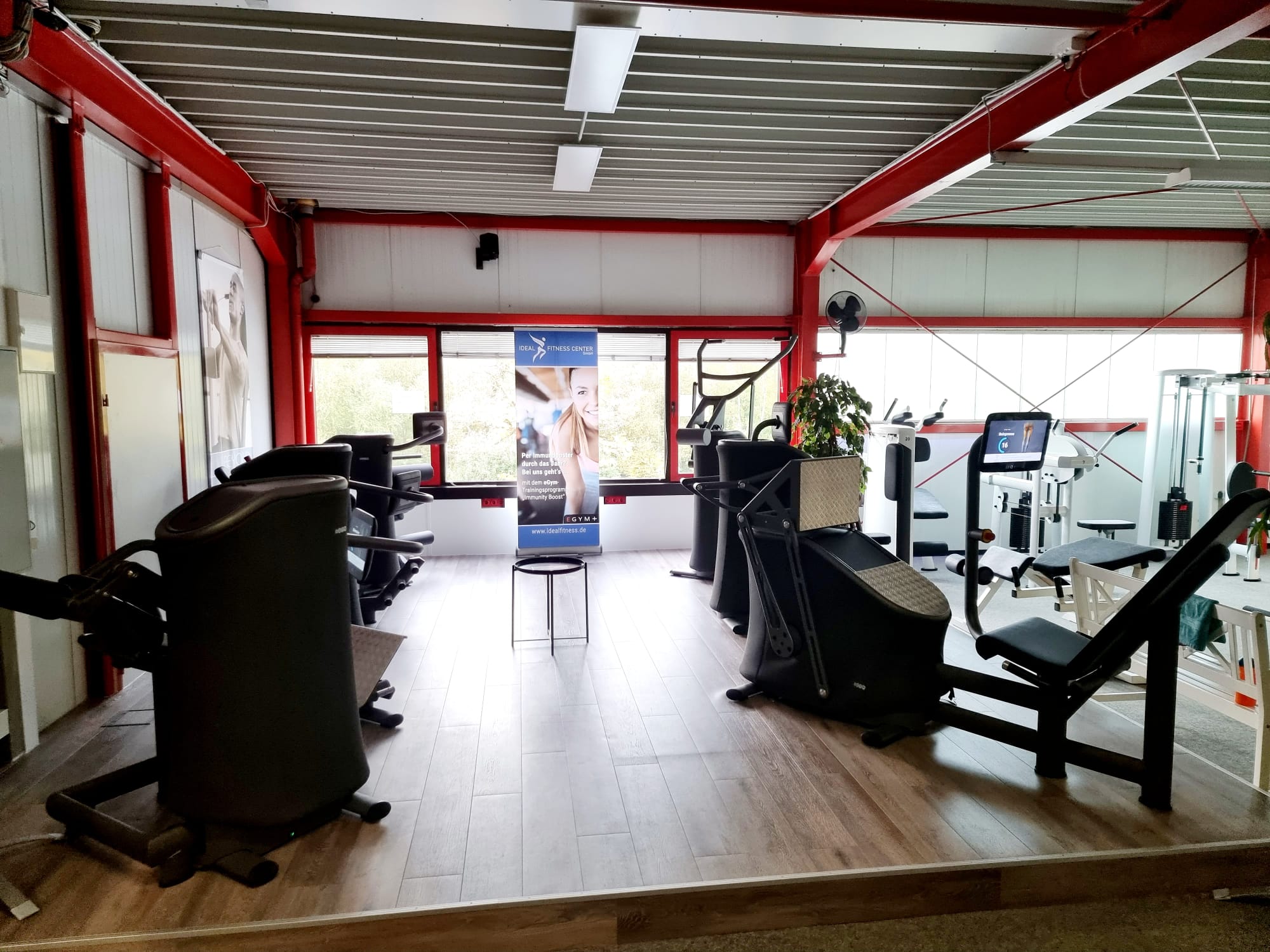 Ideal Fitness Center GmbH