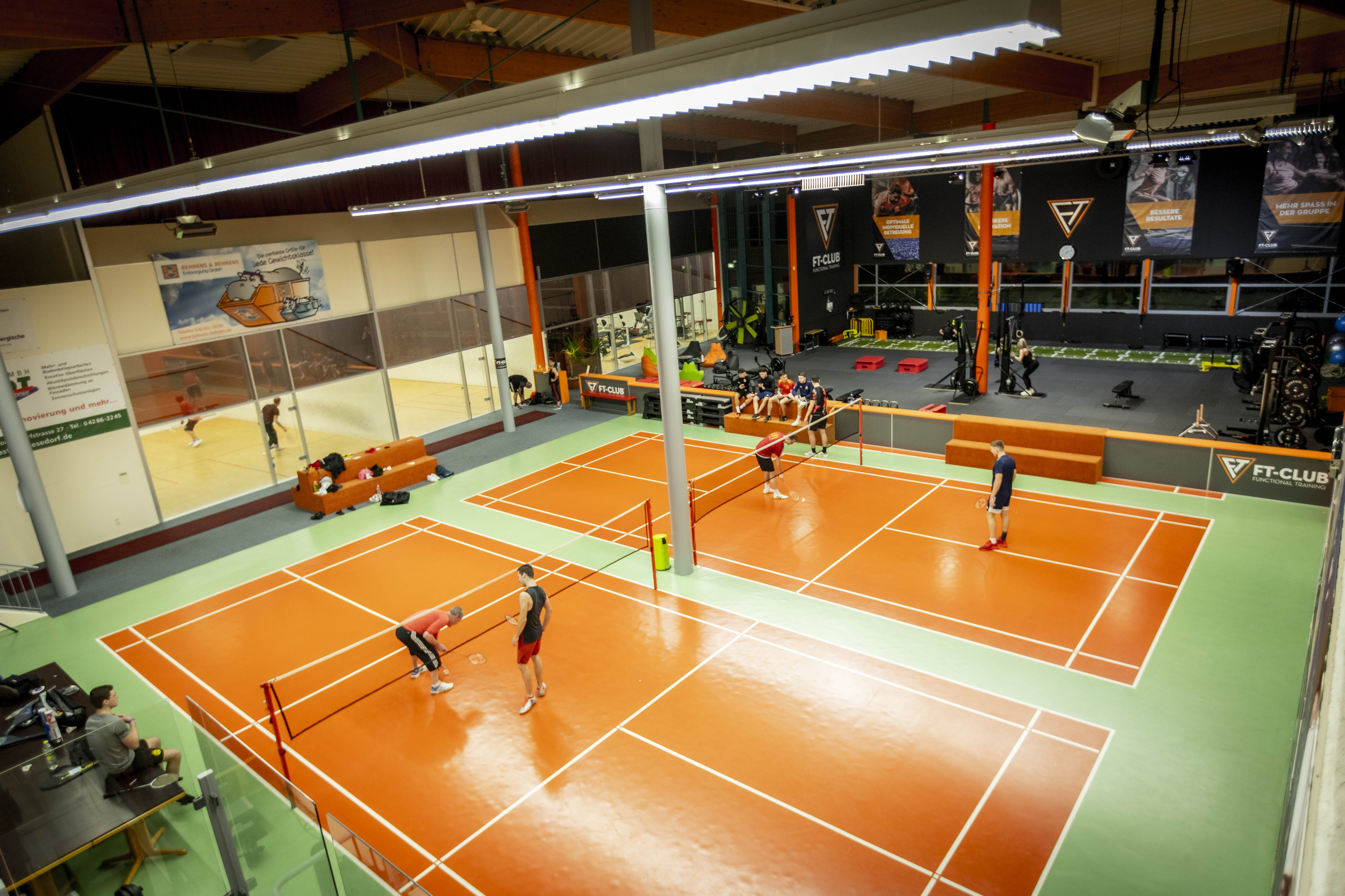 Badminton