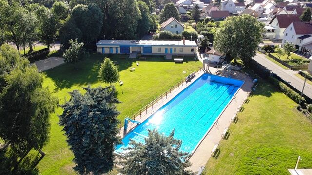 Freibad Warza
