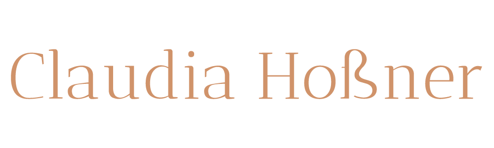 Claudia Hoßner - Yin & Ashtanga Yoga