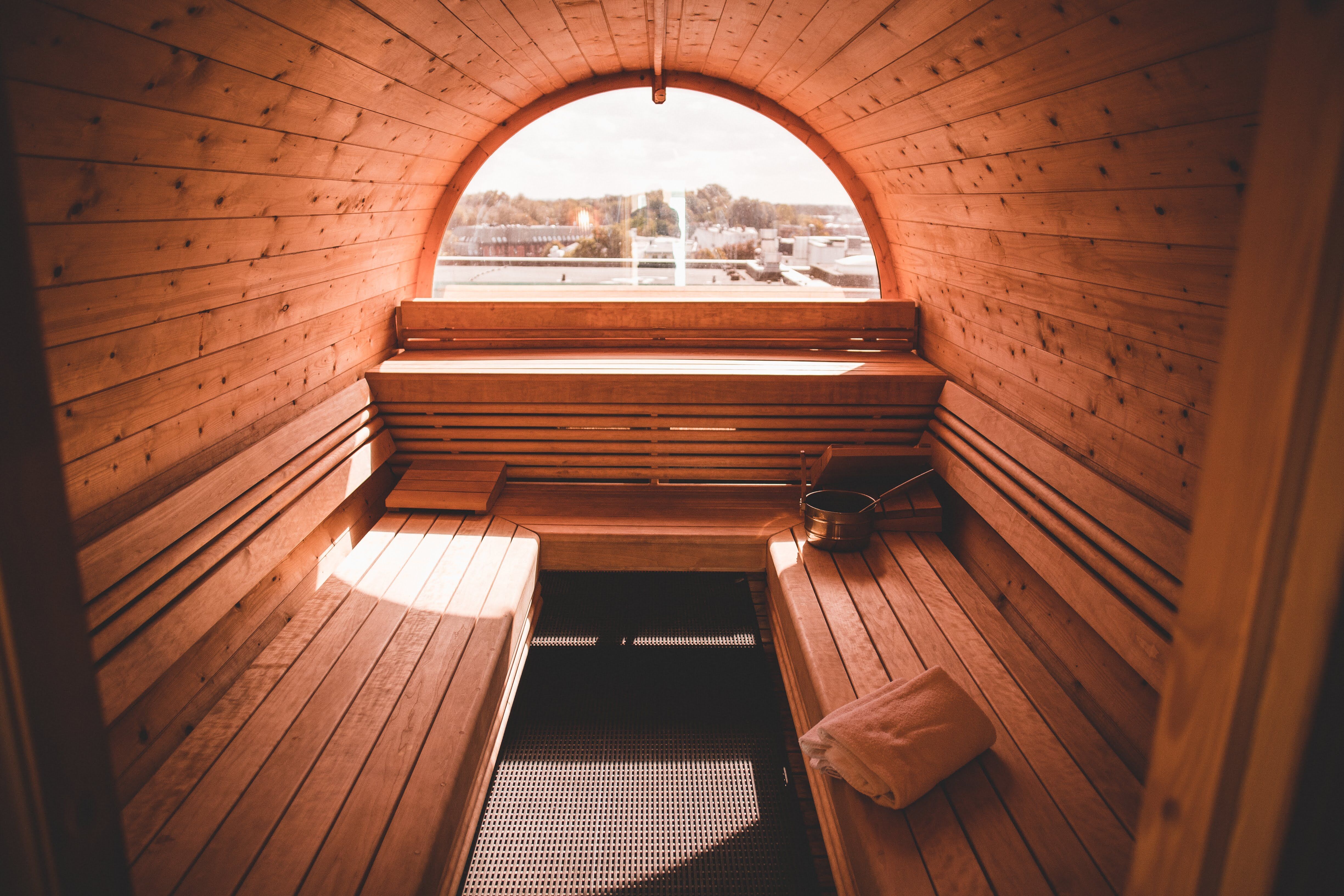 Faßsauna auf der Dachterrasse