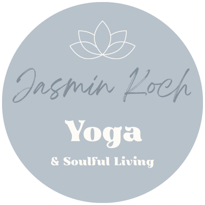 Outdoor Yoga mit Jasmin