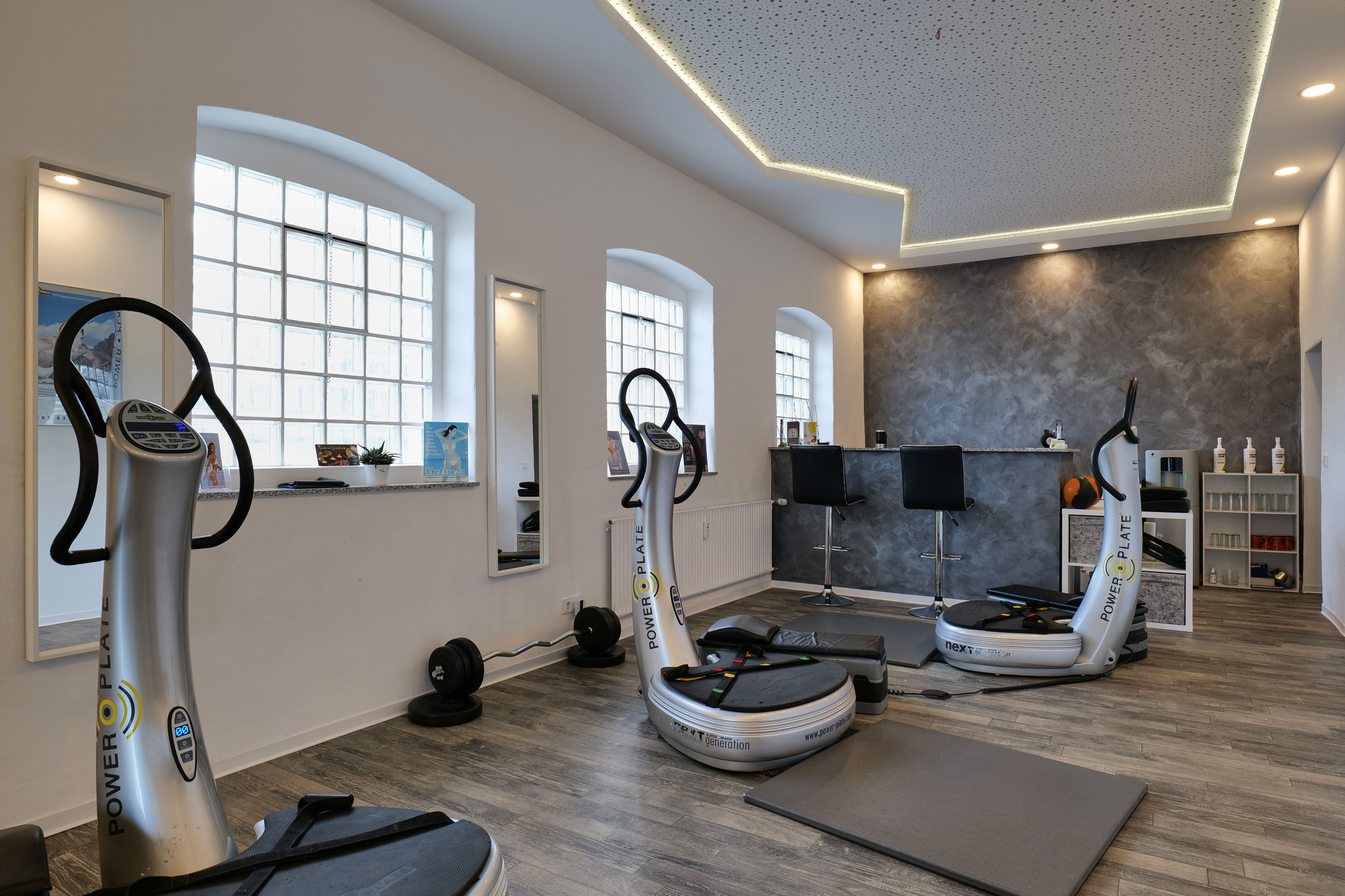 Studioansicht Powerplate- Trainingsfläche