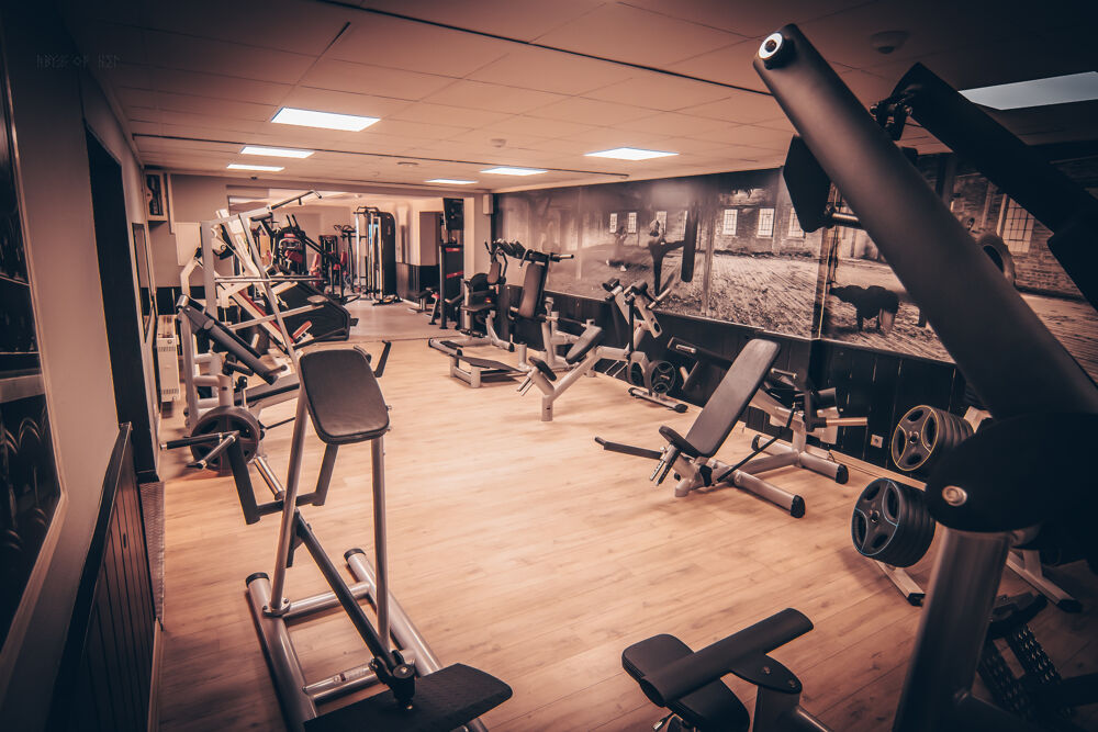 GYM 80 Area 