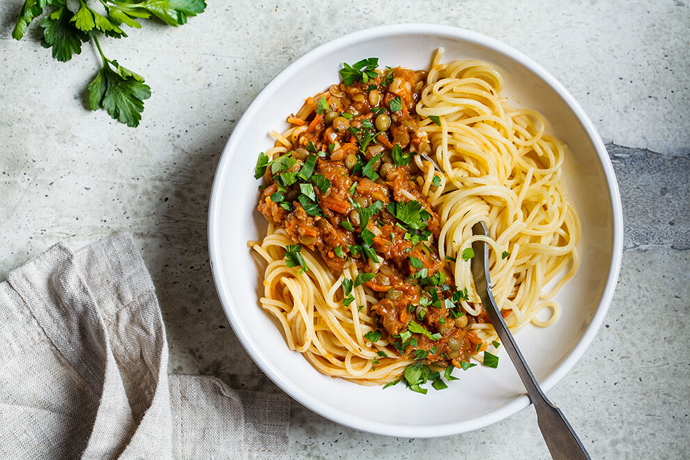 Vegane Bolognese mit Nudeln