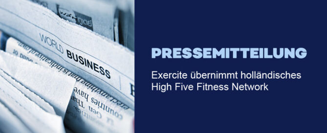 Zeitungen in einem Zeitungsständer