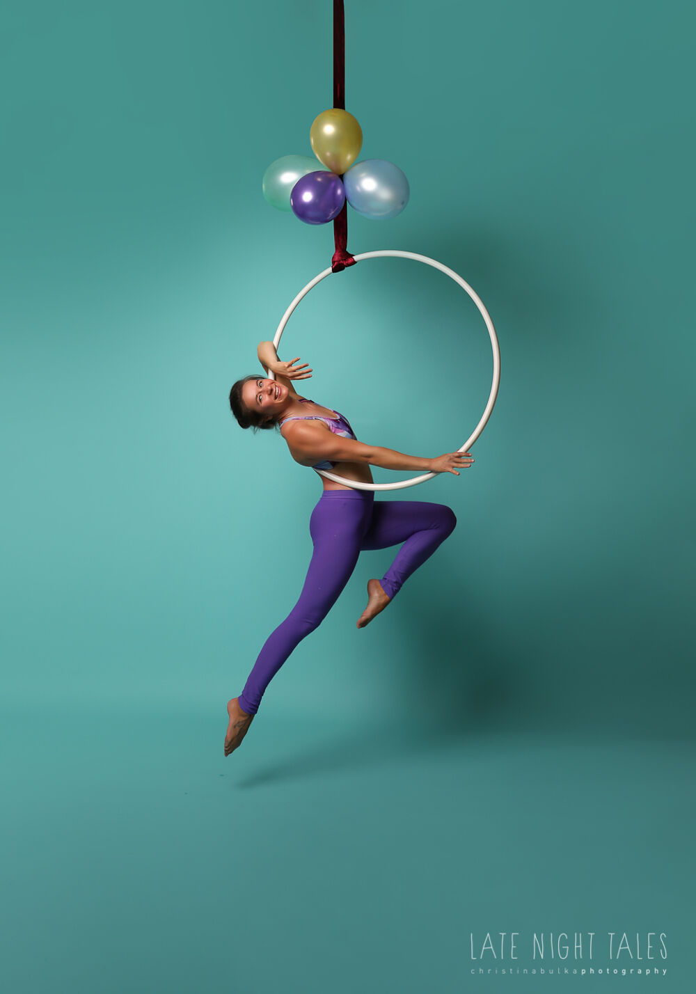 Aerial Hoop im schwerelos - Trainerin Anne