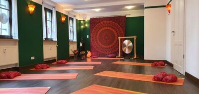 Satya-Yoga Halle