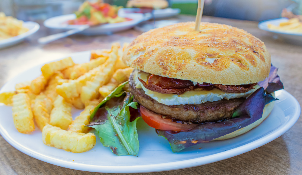 Biergarten & Burger